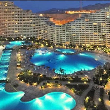 Amazing Sea View Penthouse Apartment In Pyramids Porto El-Sokhna