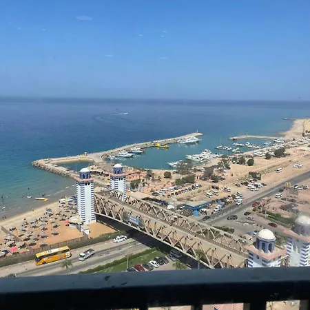 Amazing Sea View Penthouse Apartment In Pyramids Porto El-Sokhna