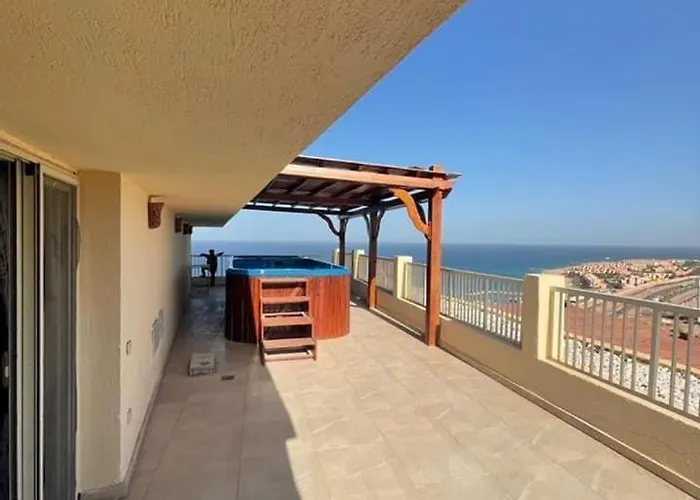 Amazing Sea View Penthouse In Pyramids Porto El-sokhna 3*