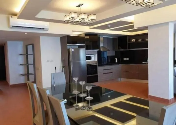 Amazing Sea View Penthouse In Pyramids Porto El-sokhna 3*