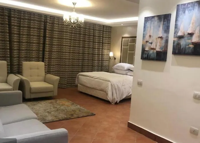 Amazing Sea View Penthouse In Pyramids Porto El-sokhna 3*
