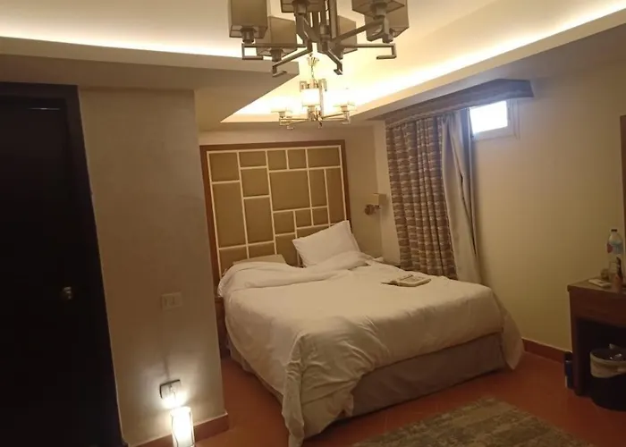 Amazing Sea View Penthouse In Pyramids Porto El-sokhna 3*