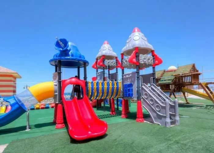 Aparthotel Amazing Sea View Penthouse In Pyramids Porto El-sokhna