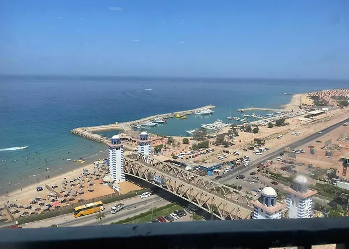 Aparthotel Amazing Sea View Penthouse In Pyramids Porto El-sokhna Ain Sukhna