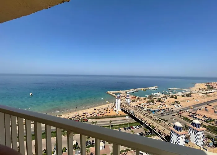 Amazing Sea View Penthouse In Pyramids Porto El-sokhna Aparthotel 3*